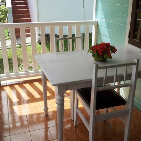 Chez Ophelia Cottage Apartments Roseau Chambre photo